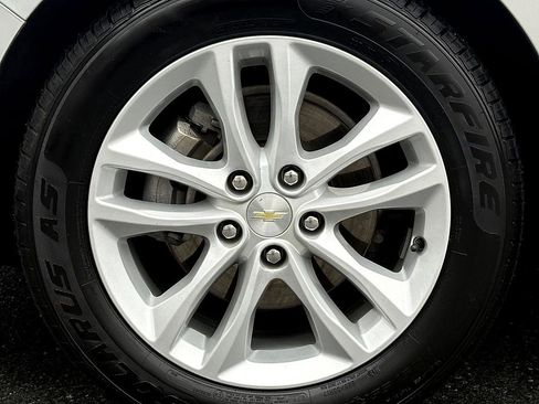 Used 2018 Chevrolet Malibu LT image 8