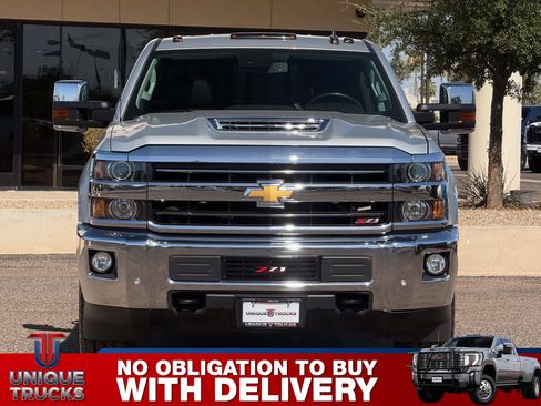 Used 2019 Chevrolet Silverado 2500 LTZ w/ Duramax Plus Package AWD/4WD image 2