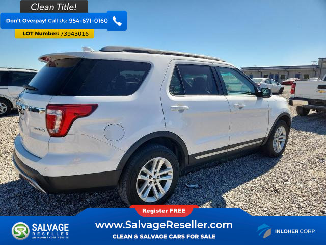 Used 2016 Ford Explorer XLT w/ Equipment Group 202A FWD image 4