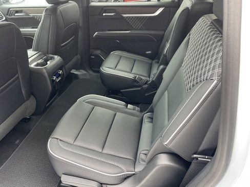 New 2026 GMC Acadia Denali w/ Super Cruise Package image 19