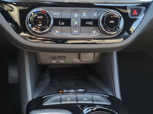 New 2026 Buick Envista Sport Touring w/ Convenience I Package image 10