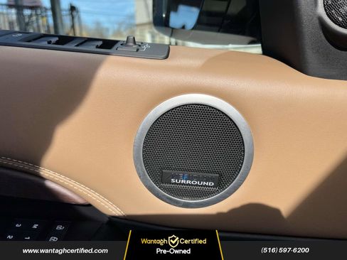 Used 2023 Land Rover Discovery HSE R-Dynamic image 17