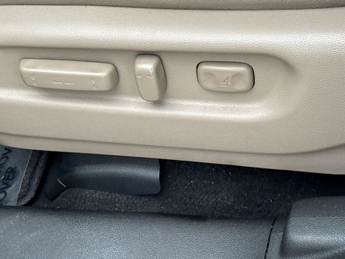 Used 2016 Honda Pilot Elite image 25