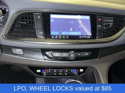 Used 2021 Buick Enclave Essence w/ Sound and Sites Package image 8