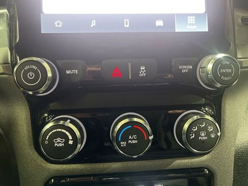 New 2026 RAM 2500 Tradesman w/ Chrome Appearance Group AWD/4WD image 18