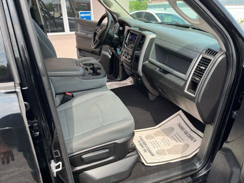 Used 2014 RAM 1500 Express AWD/4WD image 25