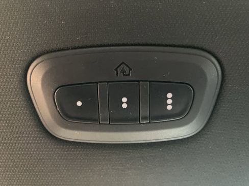 Used 2021 RAM 1500 Big Horn image 26