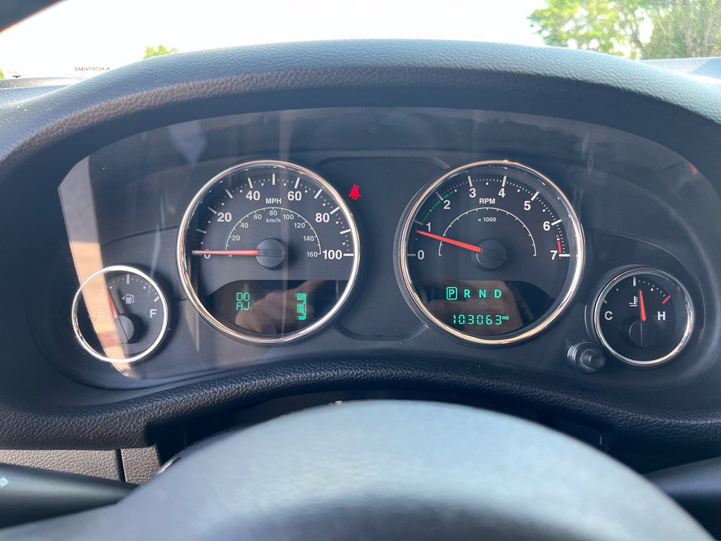 Used 2018 Jeep Wrangler Unlimited Sport S AWD/4WD image 16