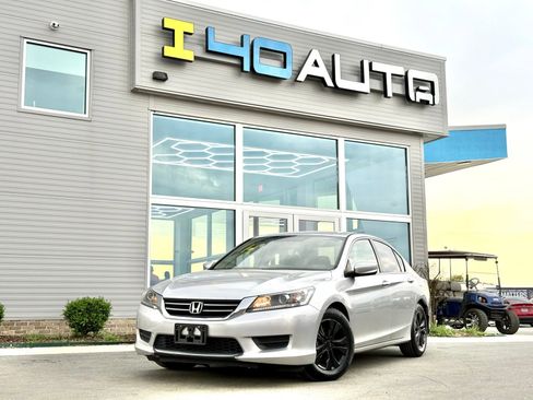 Used 2015 Honda Accord LX image 1