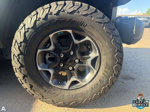 Used 2023 Jeep Wrangler Unlimited Rubicon 4xe AWD/4WD image 6