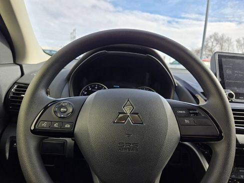 New 2025 Mitsubishi Eclipse Cross LE image 27