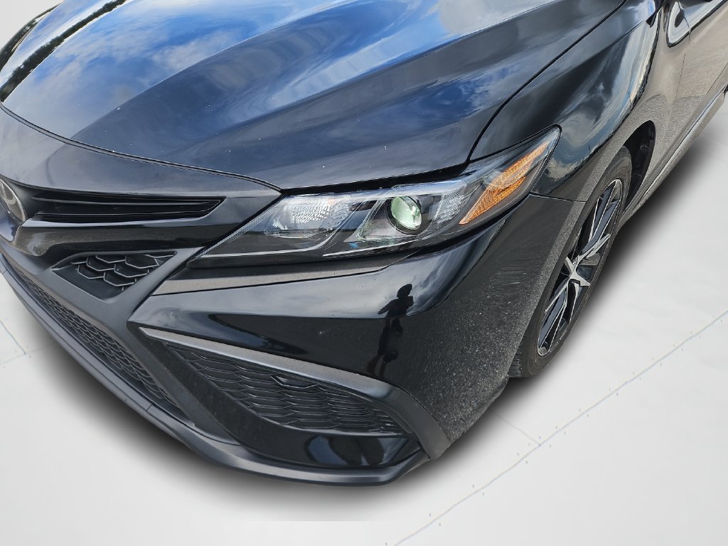 Certified 2024 Toyota Camry SE w/ Cold Weather Package FWD image 9