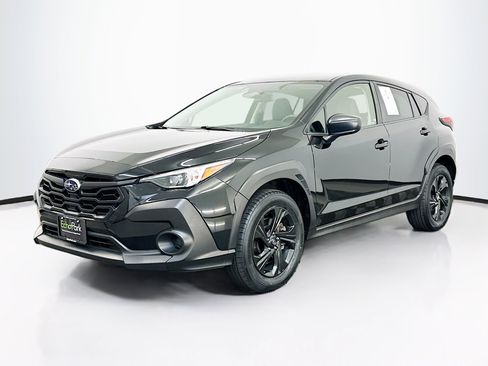 Used 2024 Subaru Crosstrek 2.0i image 3