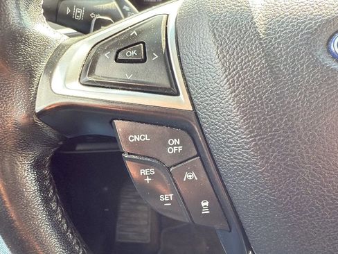 Used 2019 Ford Edge Titanium w/ Equipment Group 301A AWD/4WD image 12