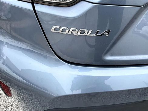 Used 2021 Toyota Corolla LE image 30