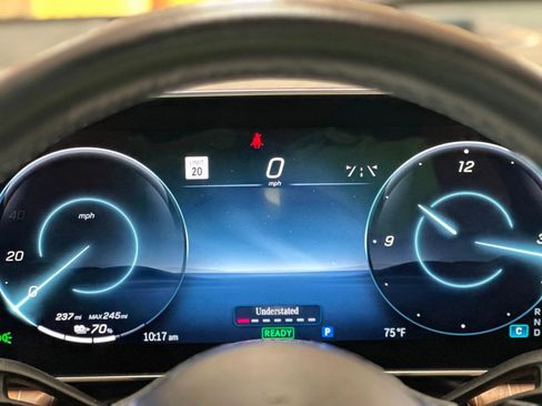 Used 2023 Mercedes-Benz EQE 500 4MATIC SUV image 38