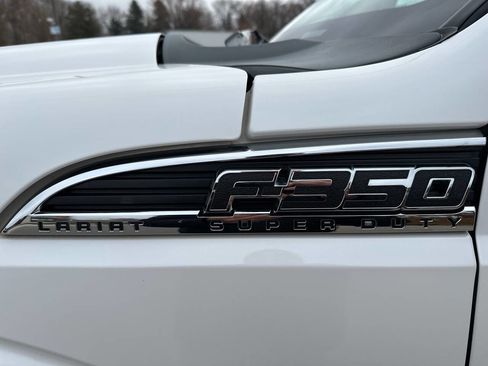 Used 2013 Ford F350 Lariat image 14