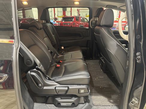 Used 2025 Honda Odyssey Elite image 50