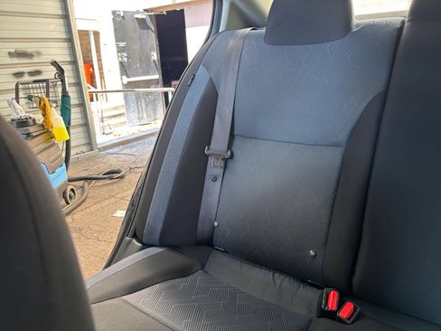 Used 2025 Nissan Versa SV FWD image 37