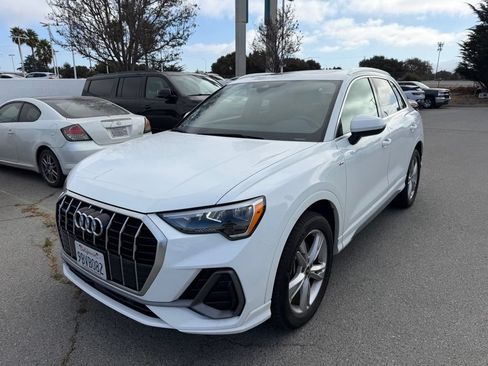 Used 2022 Audi Q3 2.0T Premium AWD/4WD image 1