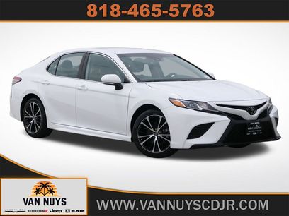 Used 2018 Toyota Camry SE