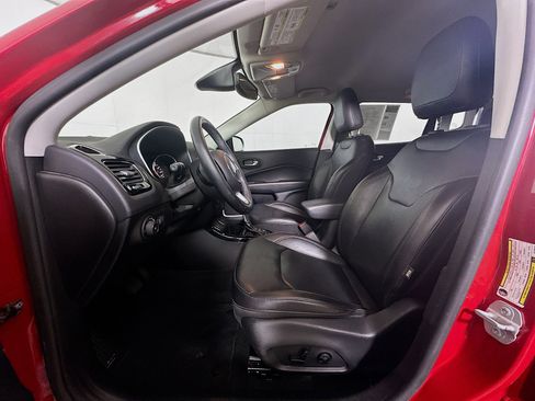 Used 2019 Jeep Compass Limited image 13