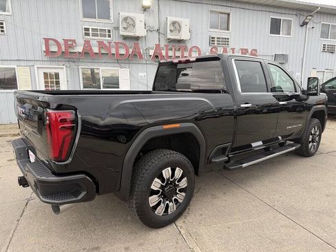 Used 2024 GMC Sierra 2500 Denali w/ Denali Reserve Package image 10