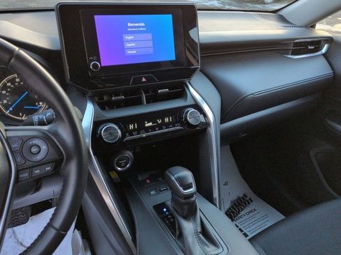 Certified 2023 Toyota Venza LE image 22