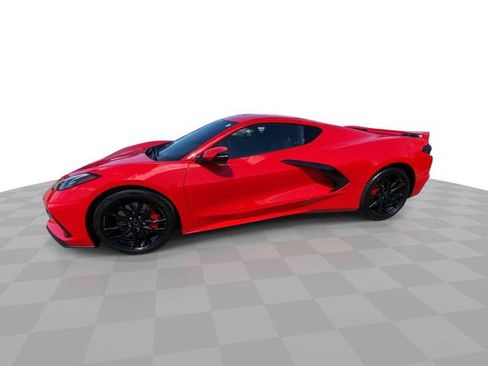 Used 2024 Chevrolet Corvette Stingray Coupe w/ Z51 Performance Package RWD image 7