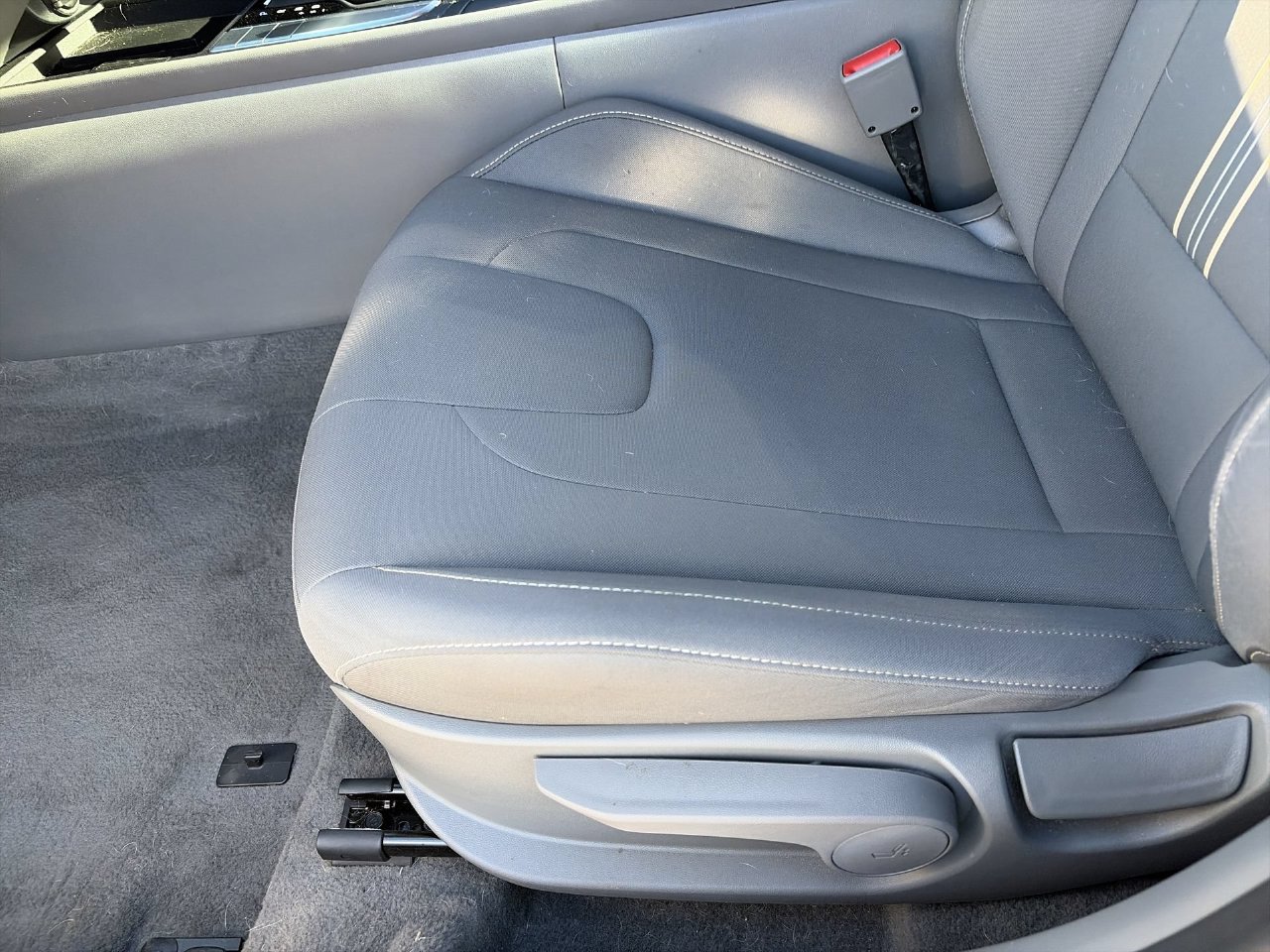 Certified 2025 Hyundai Elantra Sport FWD image 19