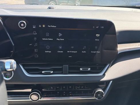 Used 2025 Chevrolet Equinox LT w/ Convenience Package II image 25