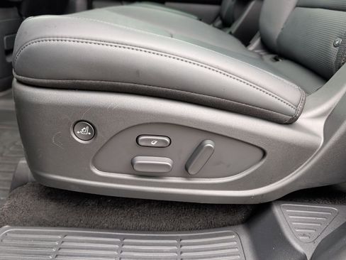 Used 2026 Hyundai Palisade Calligraphy AWD/4WD image 15