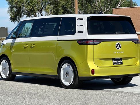 New 2025 Volkswagen ID. Buzz 1st Edition image 6
