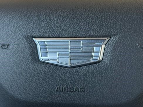 Certified 2024 Cadillac Lyriq Luxury RWD image 8