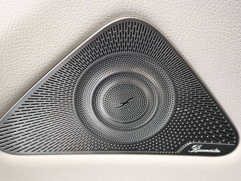 Used 2023 Mercedes-Benz S 580 4MATIC Sedan image 16