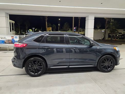 Used 2022 Ford Edge ST-Line image 7