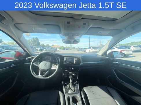 Used 2023 Volkswagen Jetta SE w/ Panoramic Sunroof Package FWD image 12