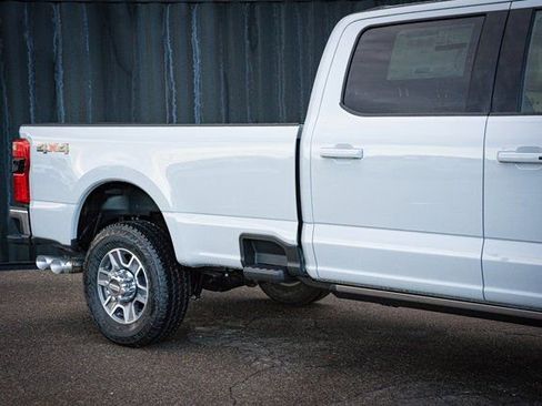 New 2026 Ford F350 Lariat image 6