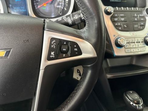 Used 2017 Chevrolet Equinox LT w/ Convenience Package image 16