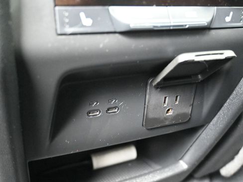 Used 2024 Chevrolet Traverse RS w/ LPO, Floor Liner Package image 25