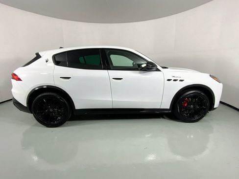 New 2025 Maserati Grecale Modena AWD/4WD image 3