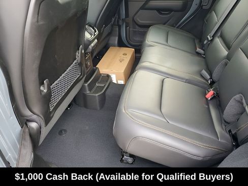 New 2026 Jeep Wrangler Sahara AWD/4WD image 23