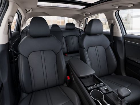 New 2026 Kia K5 EX image 15