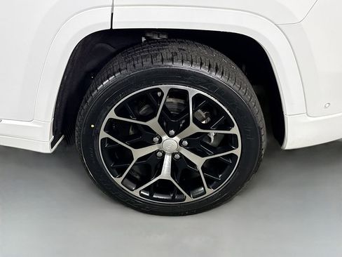 Used 2022 Jeep Grand Cherokee Summit image 37