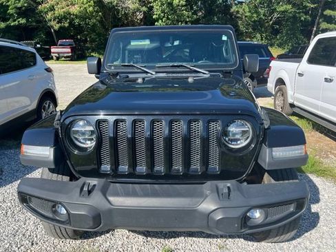 Used 2020 Jeep Wrangler Unlimited Sahara AWD/4WD image 5