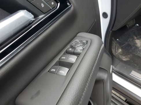 New 2026 GMC Yukon XL Denali w/ Sun & Power Step Package image 18