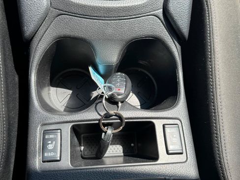 Used 2022 Nissan Rogue Sport SV FWD image 21