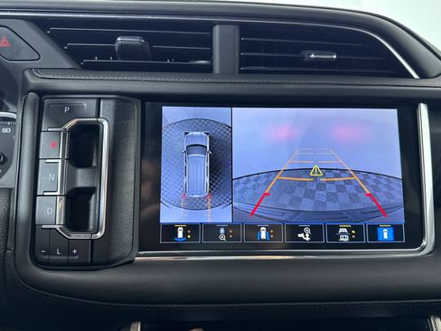 Used 2021 GMC Yukon Denali w/ Denali Ultimate Package image 14