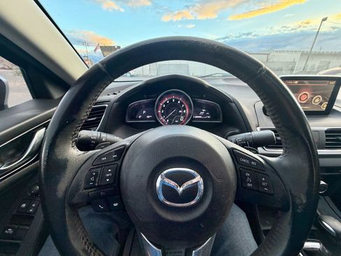Used 2016 MAZDA MAZDA3 s Touring image 29