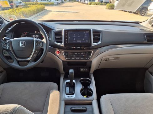 Used 2017 Honda Pilot EX image 26